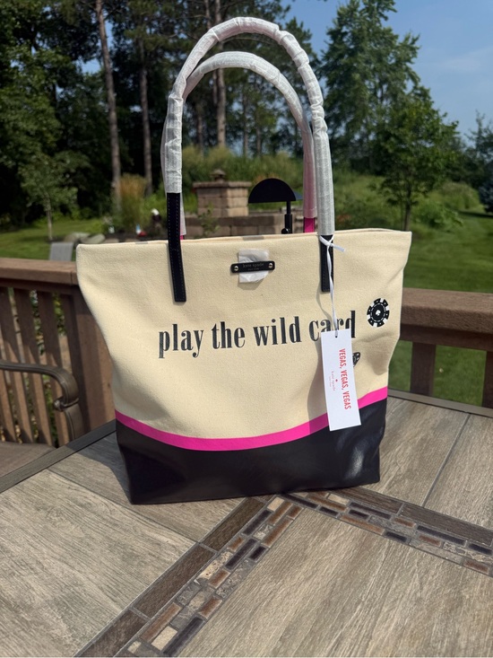 kate spade Handbags - NWT Kate Spade 'Vegas Icons' Play the Wild Card Bon Shopper Tote.